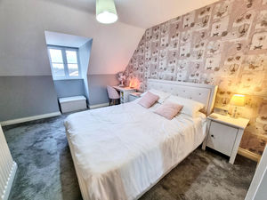 Photo 2- click for photo gallery